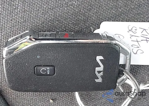 2023 Kia Seltos S из США, поврежденный, VIN KNDEUCAA0P7410916